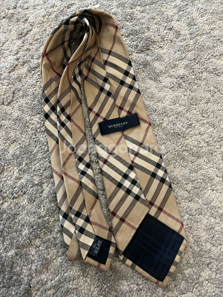 버버리 넥타이--4