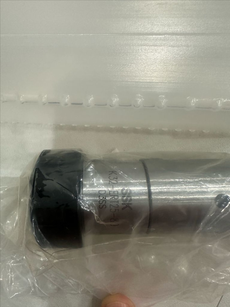 CNC용 정밀절곡공구 세트 이미지