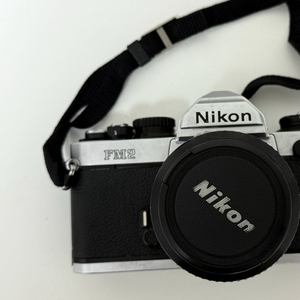 니콘 FM2 필름카메라 + 50mm f/1.4 렌즈 이미지