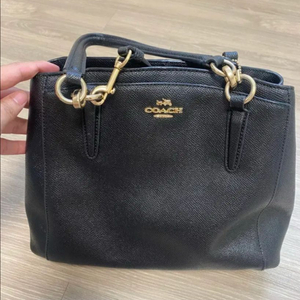 코치 블랙 사피아노 토트백 겸 크로스백