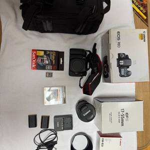 EOS 70D + EF-S 17-55mm 렌즈 세트 이미지