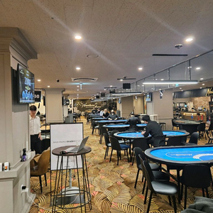 홀덤 게임 테이블