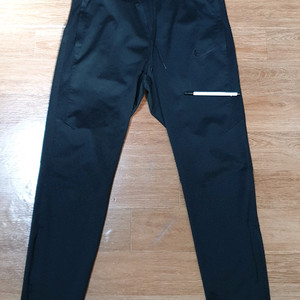 남.33 +) 나이키 남성 바지. 사이드 라인 / 남성 트레이닝 팬츠, 헬스 트레이닝