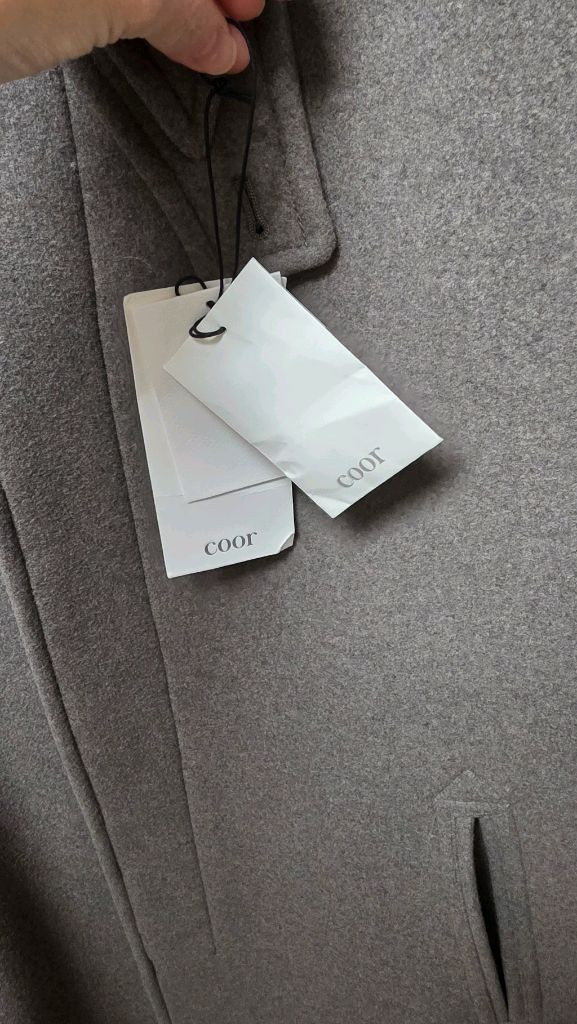 쿠어 발마칸코트 21fw 거의새거급 팝니다.L사이즈 이미지