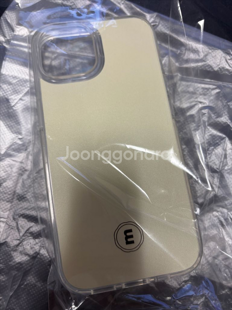 (새상품) 미닛뮤트 도쿄 한정 버터 케이스 아이폰 15--1