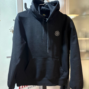 와릿이즌 후드티