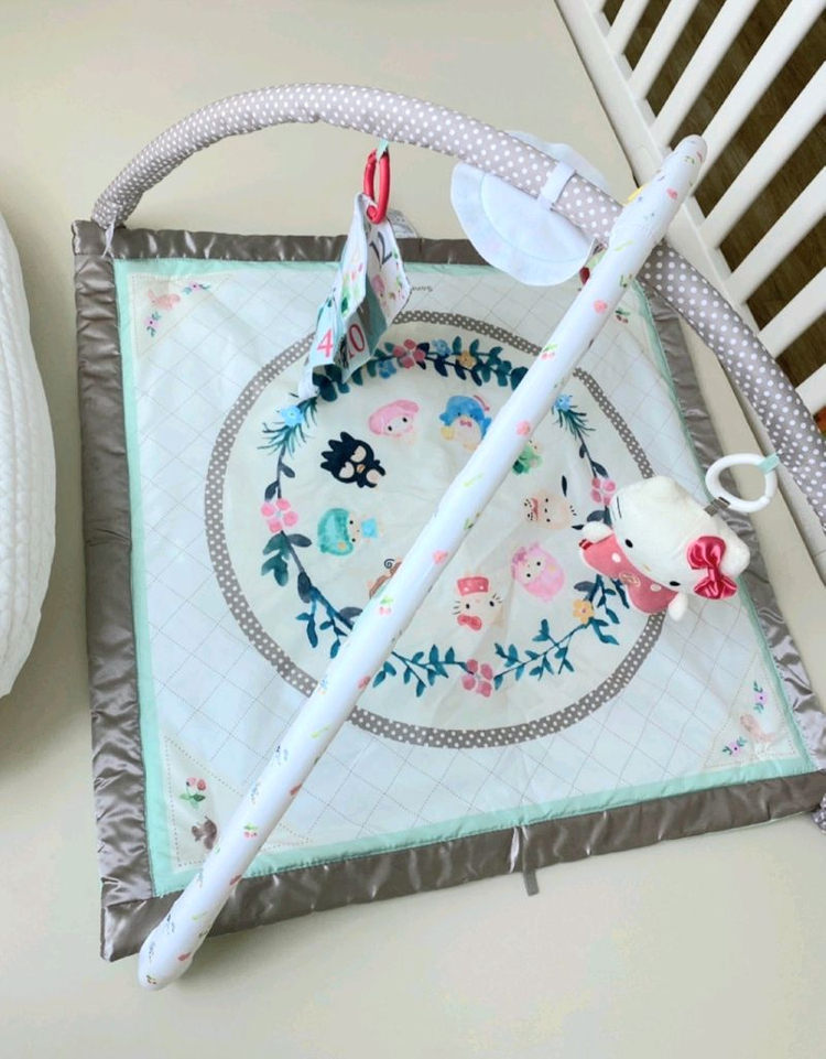 헬로키티 아기침대 매트리스피셔프라이스 헬로키티 아기체육관아기체육관 모빌 정품 산리오 피셔 프라이스 뮤지컬 베이비 디--2