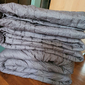 싱글셋트이불+침대커버+침대패드 예쁘고 부드러움 편하게 쓰실분께 3만원