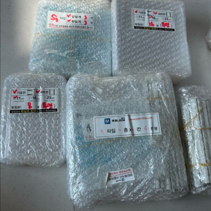 엠블럭 장식장 입니다