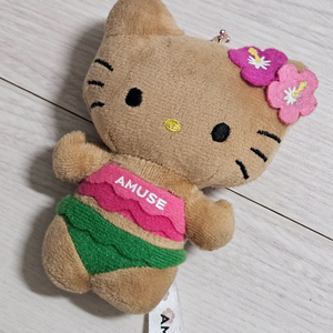 어뮤즈 헬로키티 태닝 인형 하와이 이미지