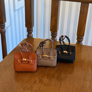 미니가방 백챰 판매해요