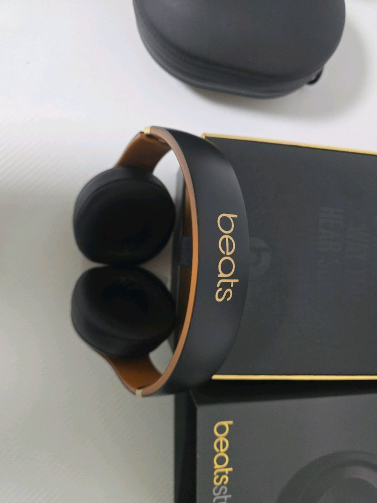 비츠 스튜디오 3 풀박스 이미지