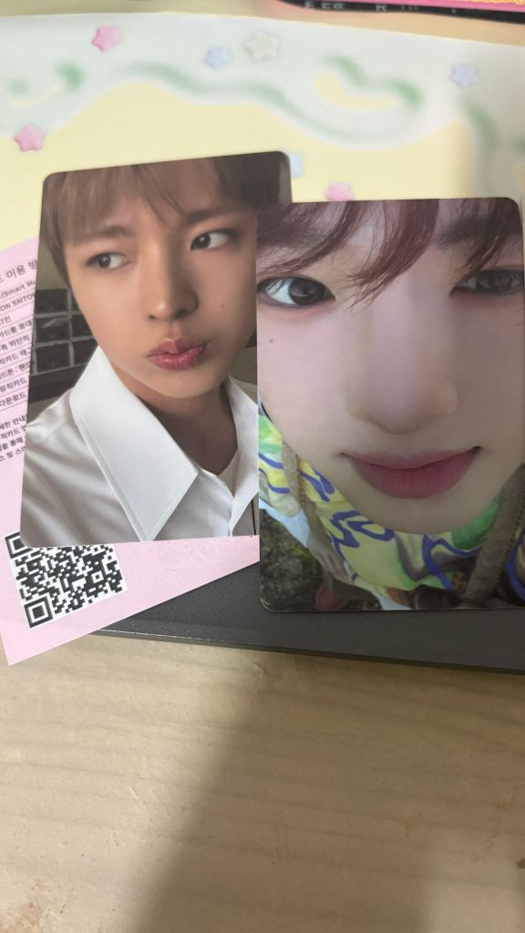 팝츄 띠부씰 재희/ 포카 재희인데 다른 포카 더 드릴게요 이미지