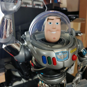 디즈니 토이스토리 크롬 버즈 30주년 한정판 새것