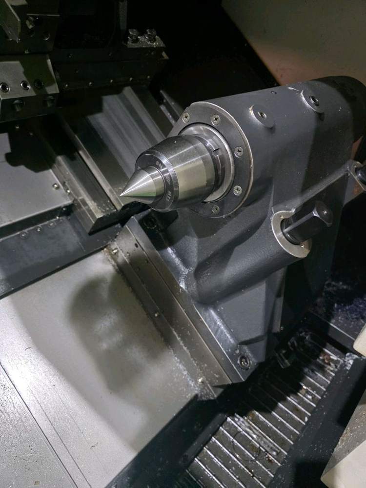 2023년식 현대위아 HD2600 10인치 CNC 신품급 판매해요 이미지