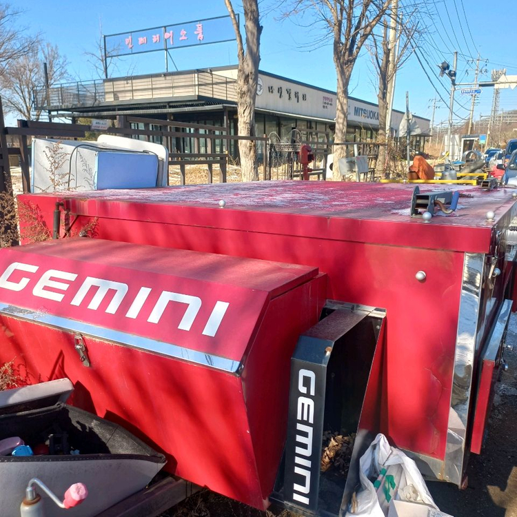 캠핑트레일러/텐트트레일러/장박텐트정박형/농막용창고용정박용 이미지