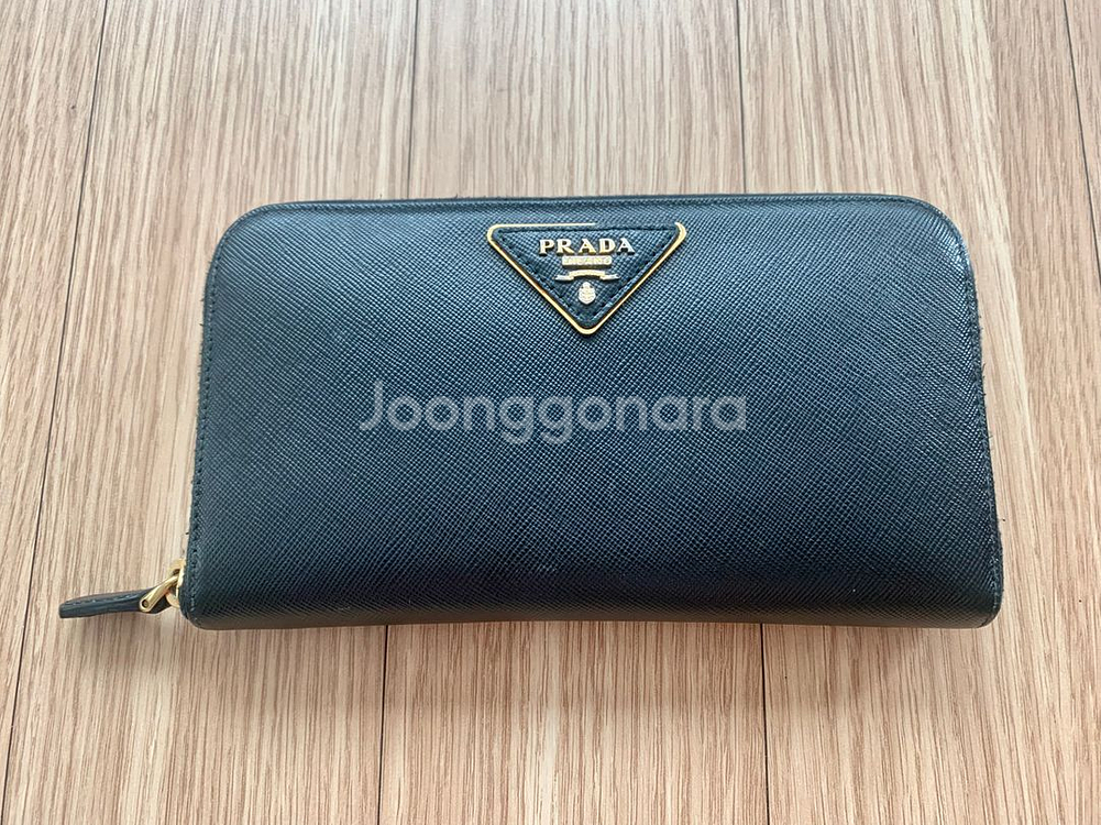 프라다 사피아노 장지갑 프라다지갑 지퍼돌이 가격많이내림--2