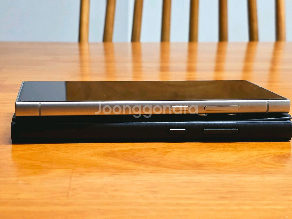 겔럭시 S24 울트라 티타늄 그레이 256GB 자급제--1