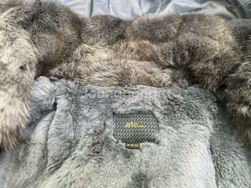 Arte inter 폭스퍼 레빗안감 구스롱패딩--5