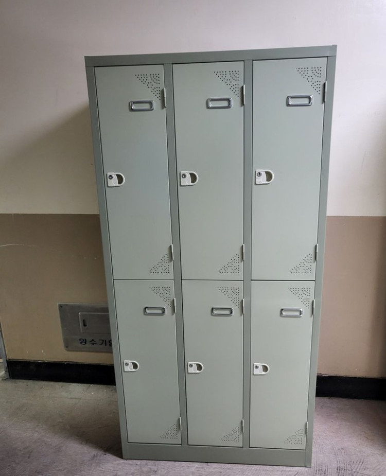 철재옷장 철재사물함 철제캐비넷 철제진열장 철제보관함 철재신발장 철재사물함 이미지