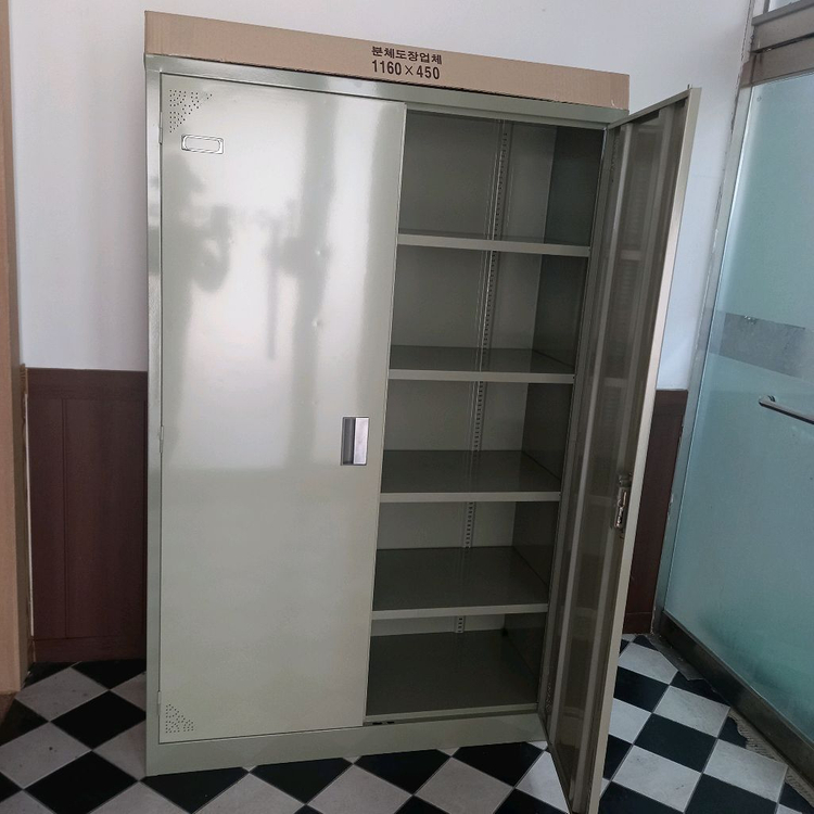 철재옷장 철재사물함 철제캐비넷 철제진열장 철제보관함 철재신발장 철재사물함 이미지