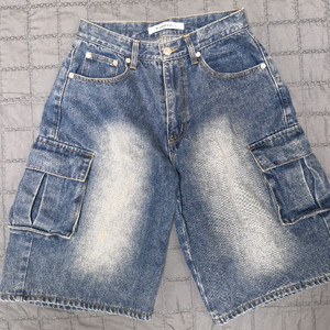 어반드레스 와이드 카고 하프 버뮤다 데님팬츠