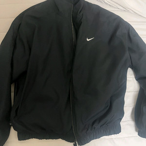 나이키 솔로 스우시 자켓 블랙