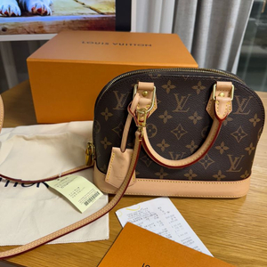 루이비통 알마 BB 모노그램 이미지