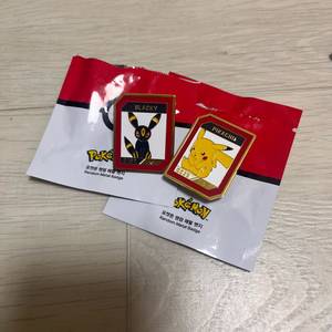 이삭토스트 포켓몬 피카츄 블래키 뱃지 1탄 이미지