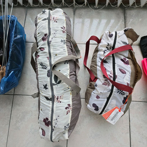 캠핑용품 세트 (텐트+가방+바베큐용품) 이미지