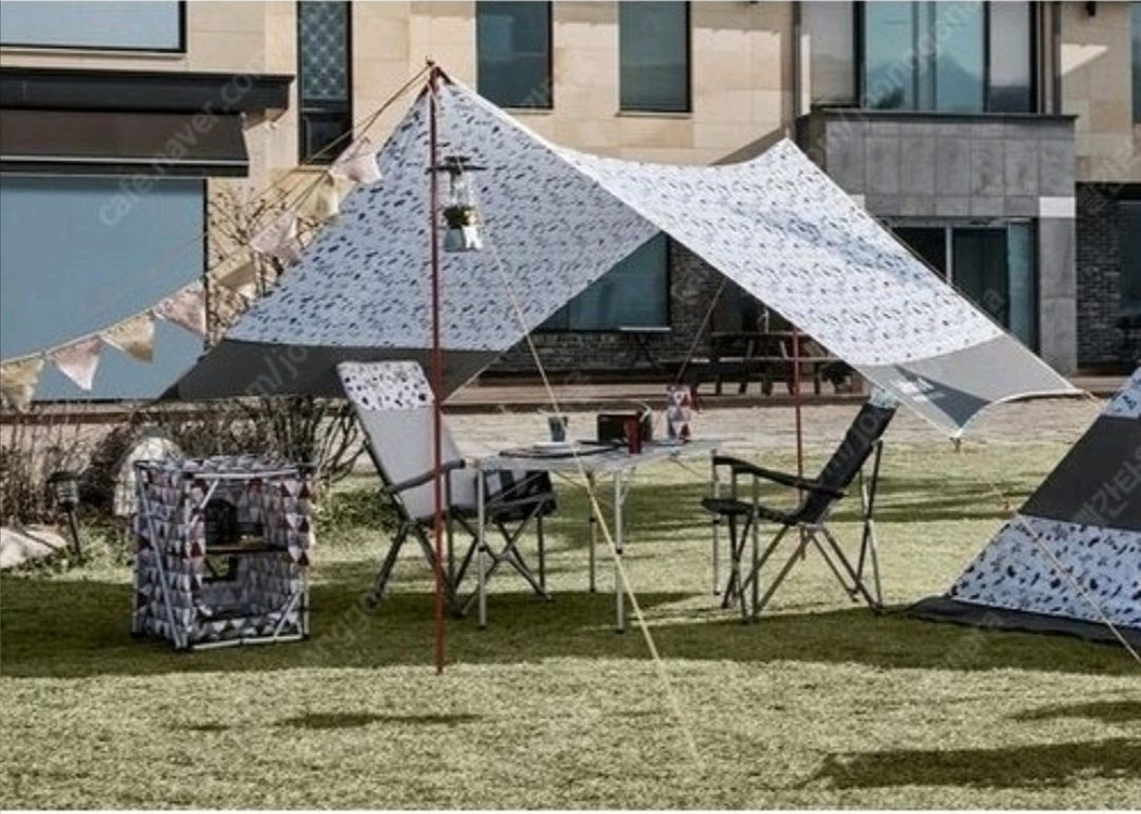 캠핑용품 세트 (텐트+가방+바베큐용품) 이미지