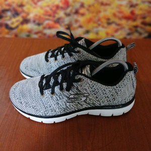 스케쳐스 메모리 폼 경람스니커즈 245