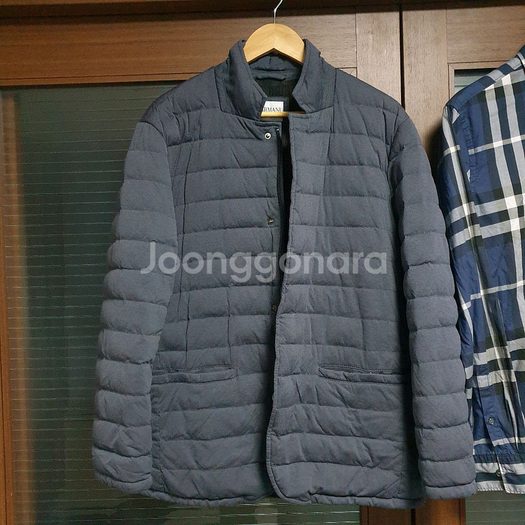 아르마니 꼴레지오니 다운패딩 105사이즈--1