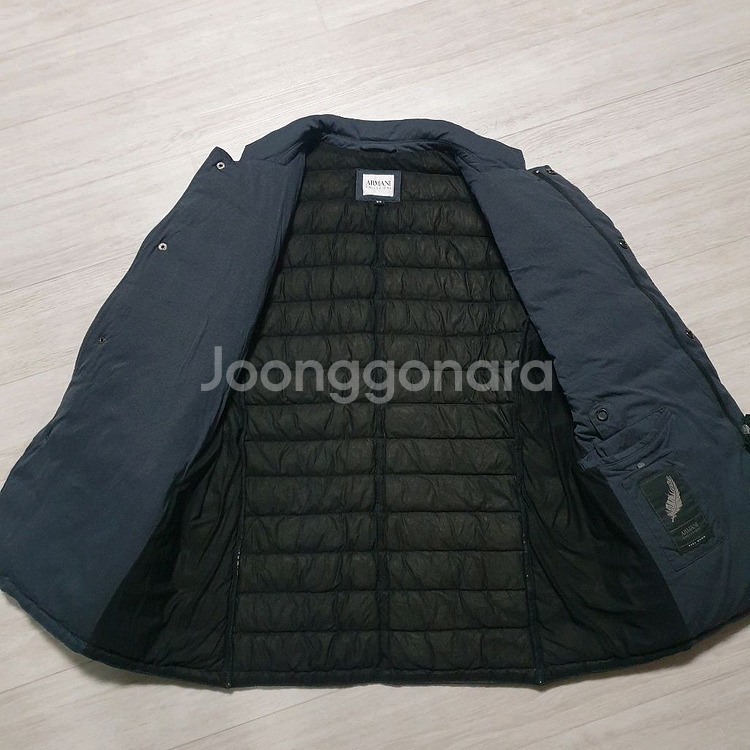 아르마니 꼴레지오니 다운패딩 105사이즈--2