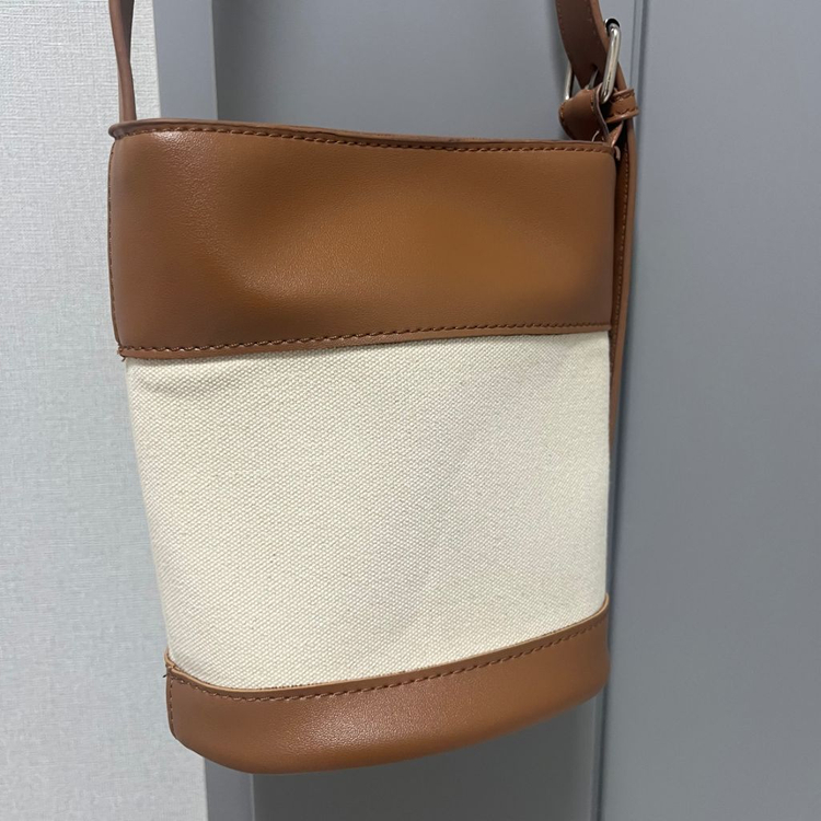 플라스틱아일랜드 캔버스 배색 버킷백--2