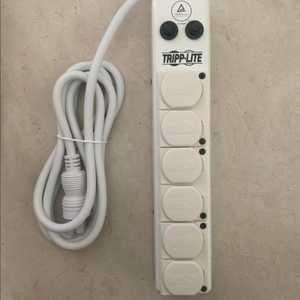 Tripp-Lite 6구 병원용 고급 전원 스트립 (새제품) 이미지