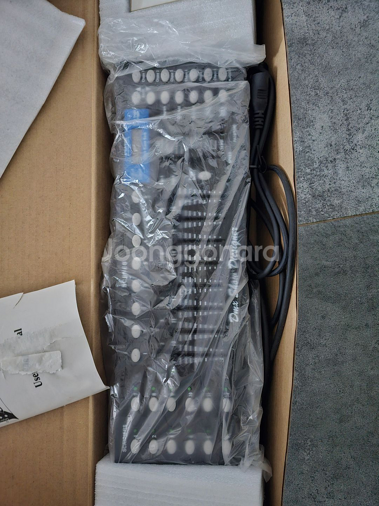 연말 dmx512 3in1레이저 스트로브 빔매직볼 led 조명 무대쇼 와 dmx192 컨트롤러등--3