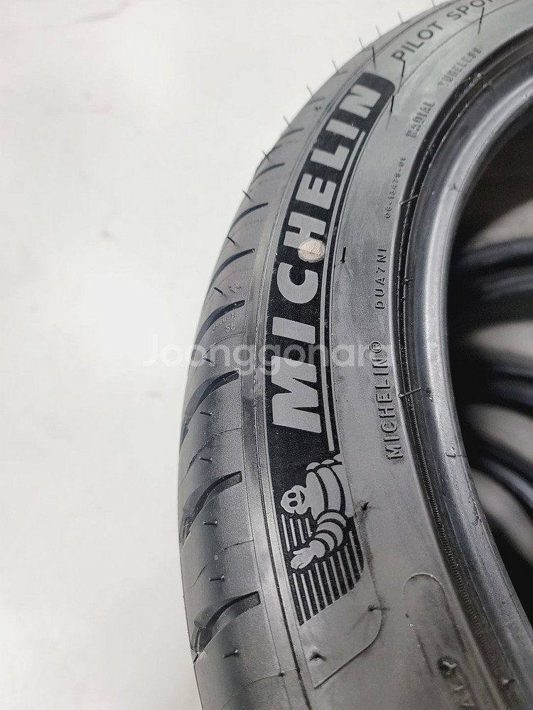 미쉐린 파일럿 스포츠4 ZP 225/45R18 런플랫 임판 타이어--3