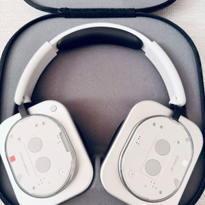 낫싱 헤드폰 신품급