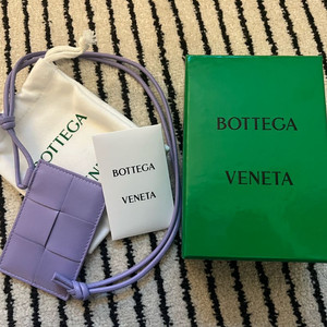 보테가베네타 인트레치아토 카드홀더