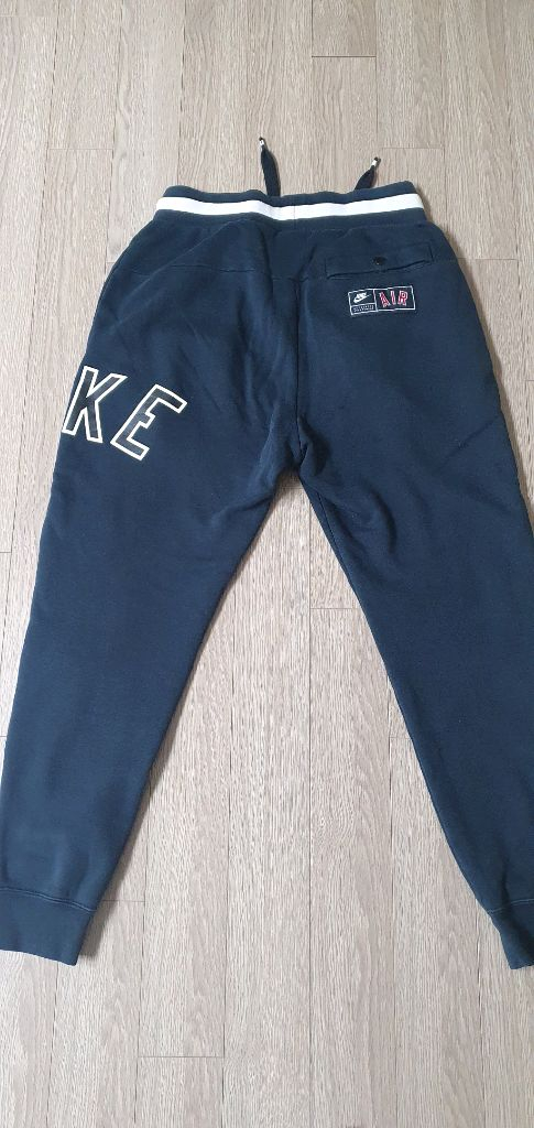 나이키 조거팬츠 M사이즈.반값택비포함 10000원--1