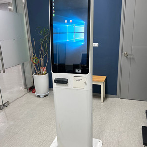 키오스크 포스뱅크 BIGPOS 2150 27인치 스텐드형 상태 A급 68만원