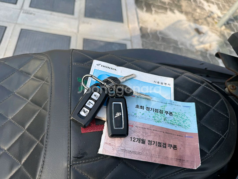 혼다 pcx125 16년 풀배기 스마트키차량 팝니다--8