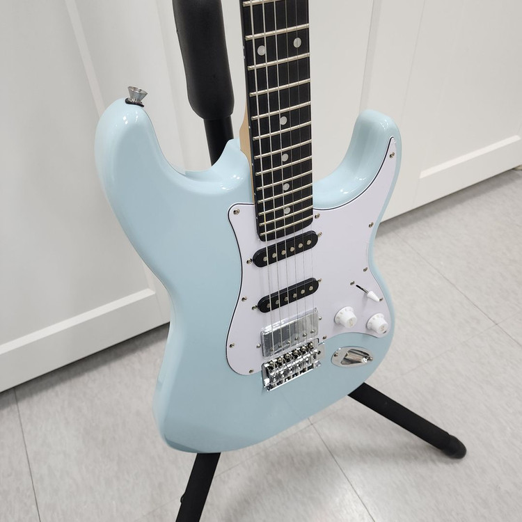 헥스 스트랫 일렉기타 E50 TRD 아이스 블루 이미지