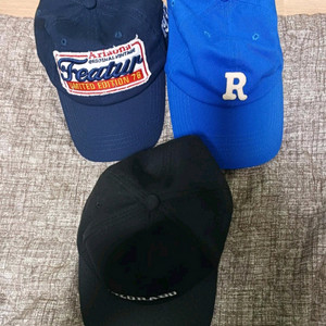 볼캡모자 3개 저렴하게 팝니다