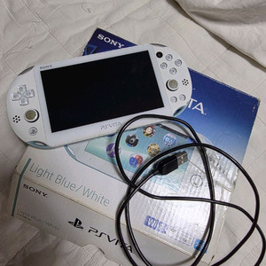 psvita 2세대 + 게임 6개