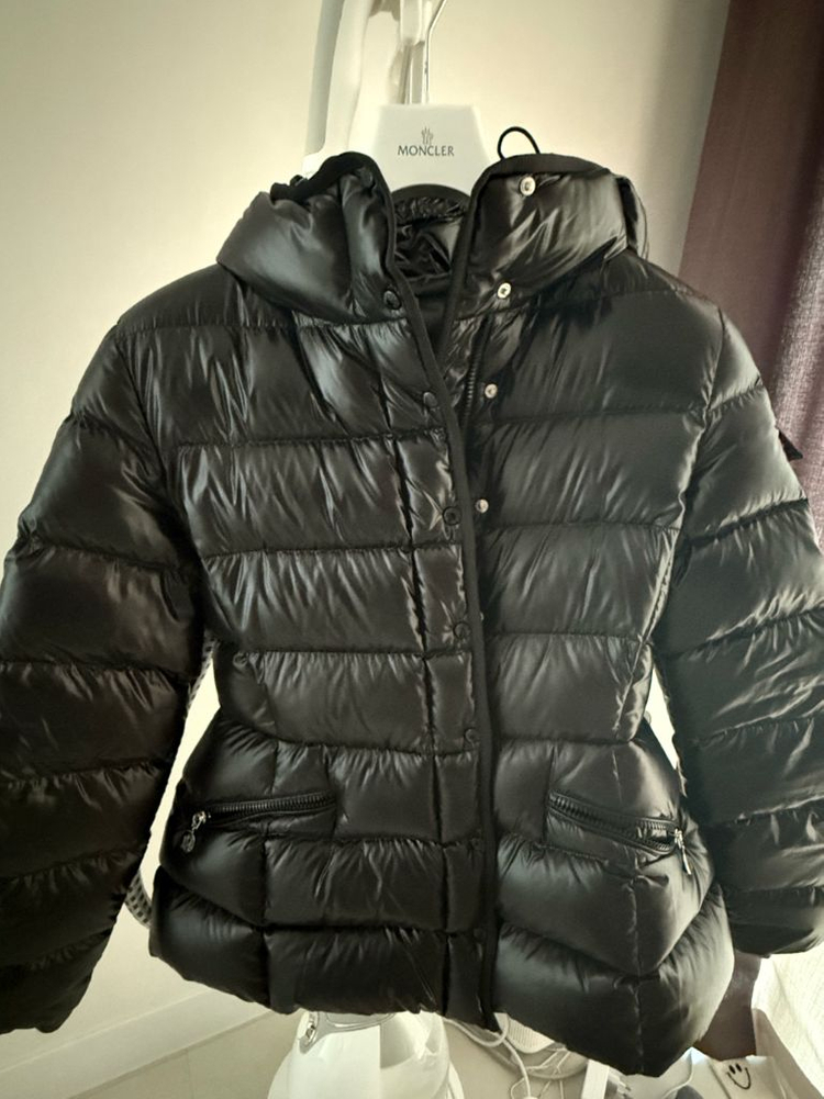 25년 신상 몽클레어 바란테 이미지