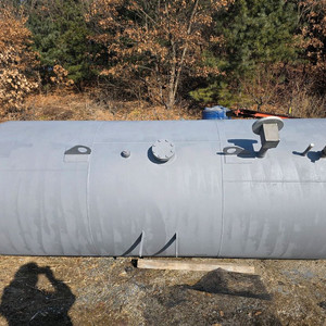 기름탱크 5천리터 5톤 물탱크 경유탱크 저장탱크 철탱크 미군부대 탱크 이미지