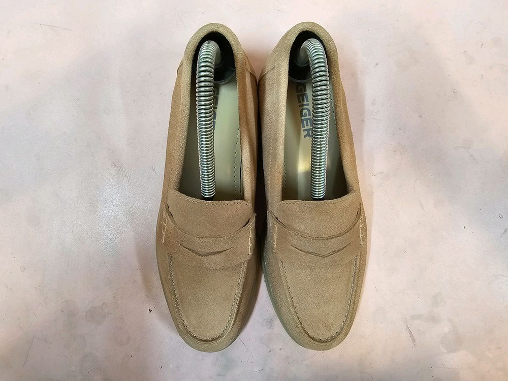 <새상품> 가이거 여성 로퍼 구두 235--2