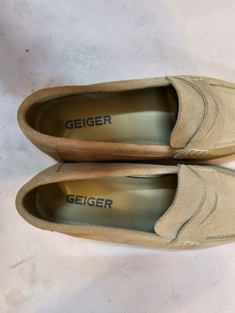 <새상품> 가이거 여성 로퍼 구두 235--5